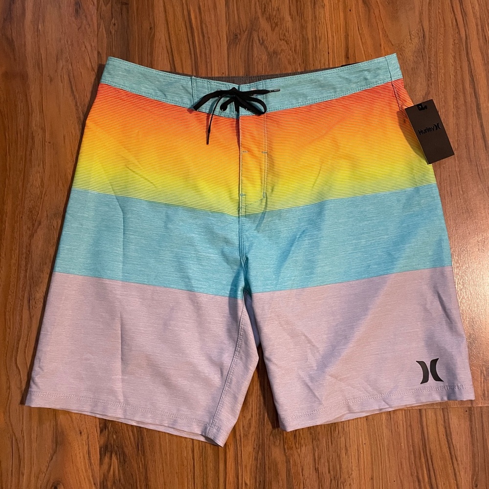 NWT Men's Hurley Board Shorts Rainbow Gradient Stripe Size 32